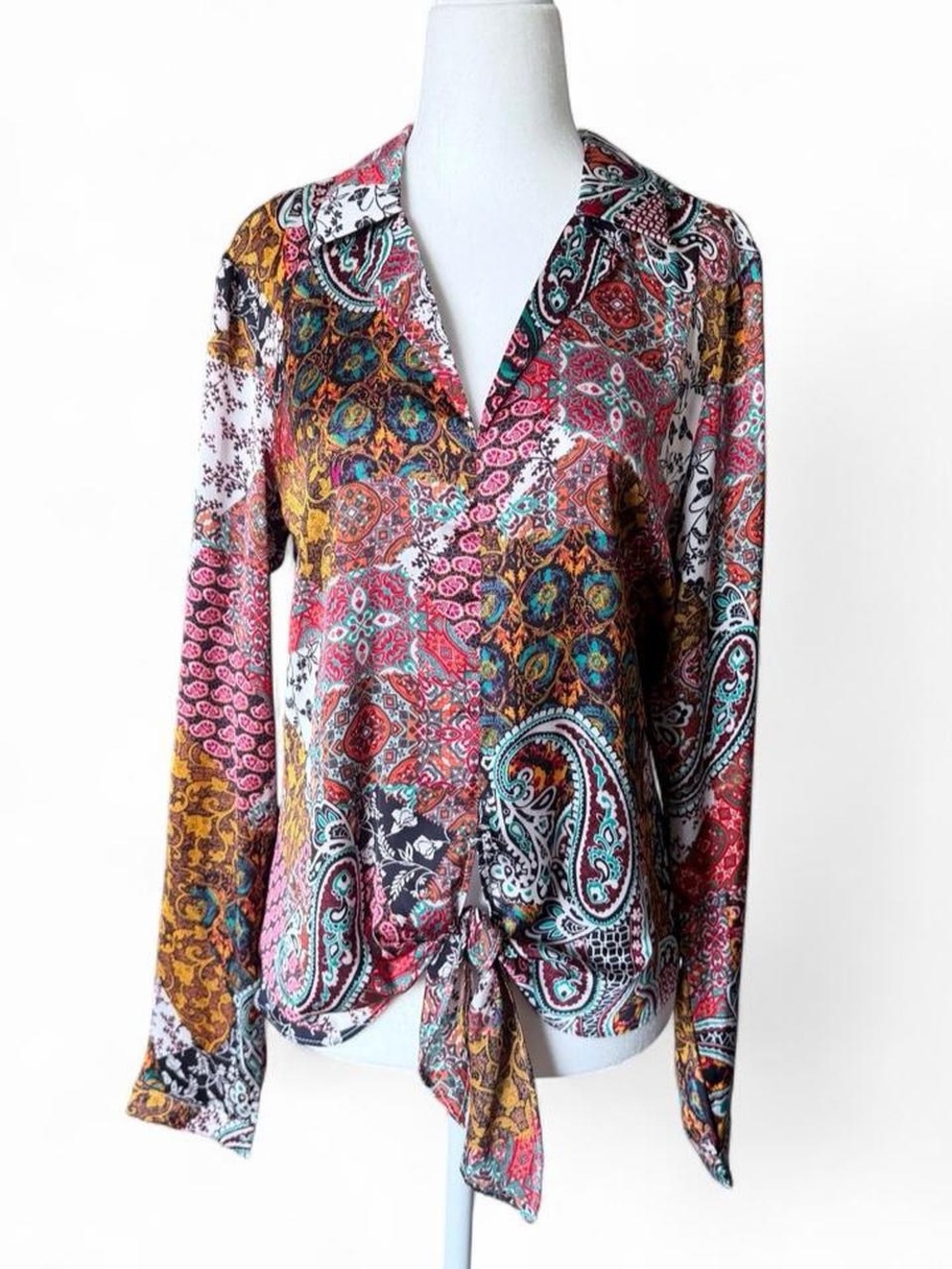 Womens Multicolor Paisley Tie-Front Blouse